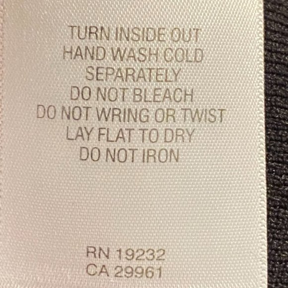 Alfred Dunner Cardigan Style Top Polka Dot Trim Size Medium Faux Button Front - Picture 6 of 6